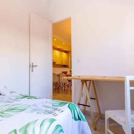 Appartement Cosy Apartment. 10min Walk To The & Train Tarragona