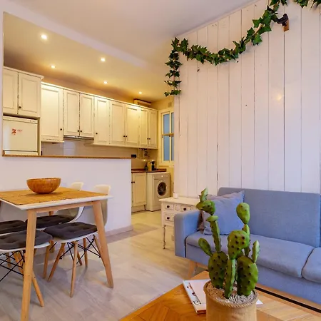 Apartment Cosy Apartment. 10min Walk To The & Train Tarragona